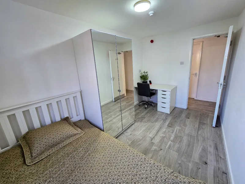 4 Bedroom Brand new Student Flat - Denison Court NG7 3PH - Thumbnail 4
